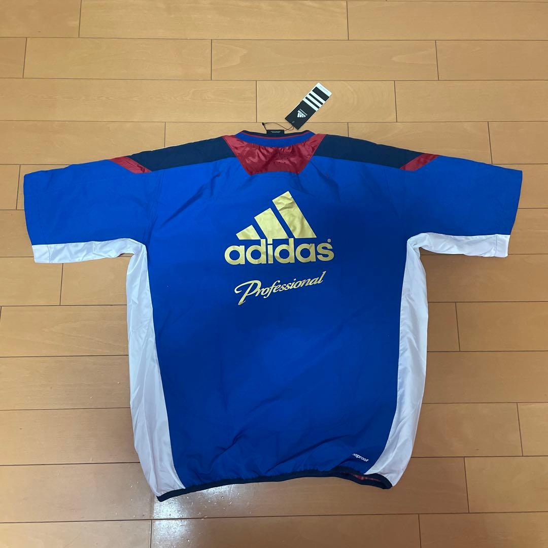 アディダスプロフェッショナルピステ