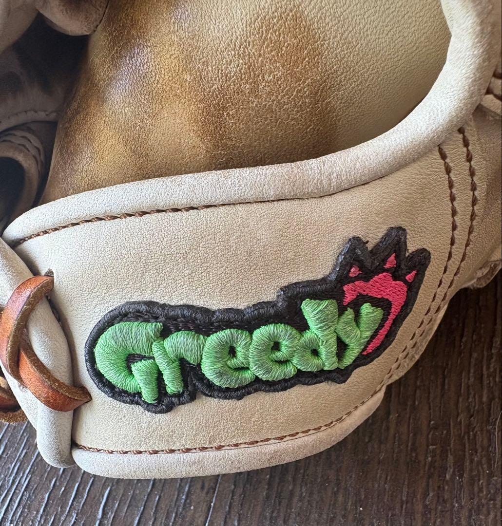 とみー greedy 軟式 グローブ 特殊重心