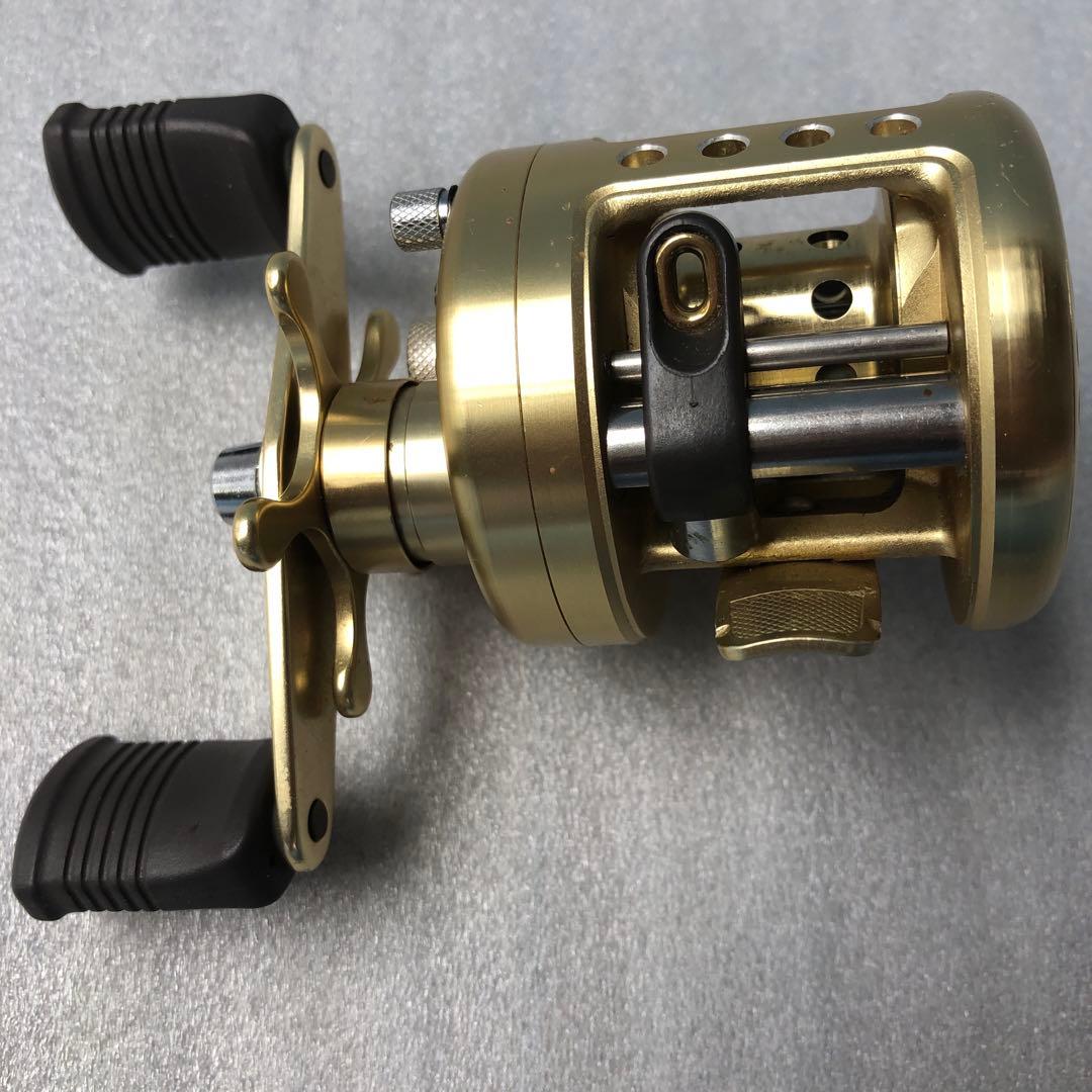 SHIMANO CALCUTTA 50X ベイトリール