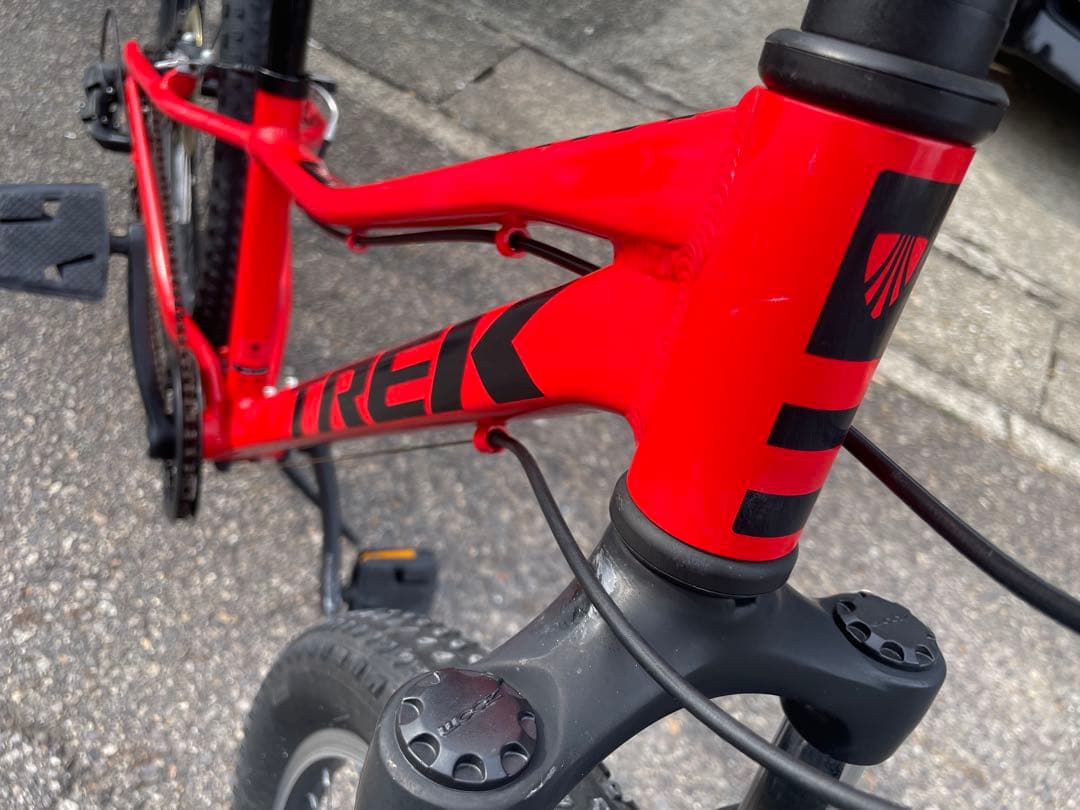 TREK マウンテンバイク　子供用　赤　24インチ PRECALIBER