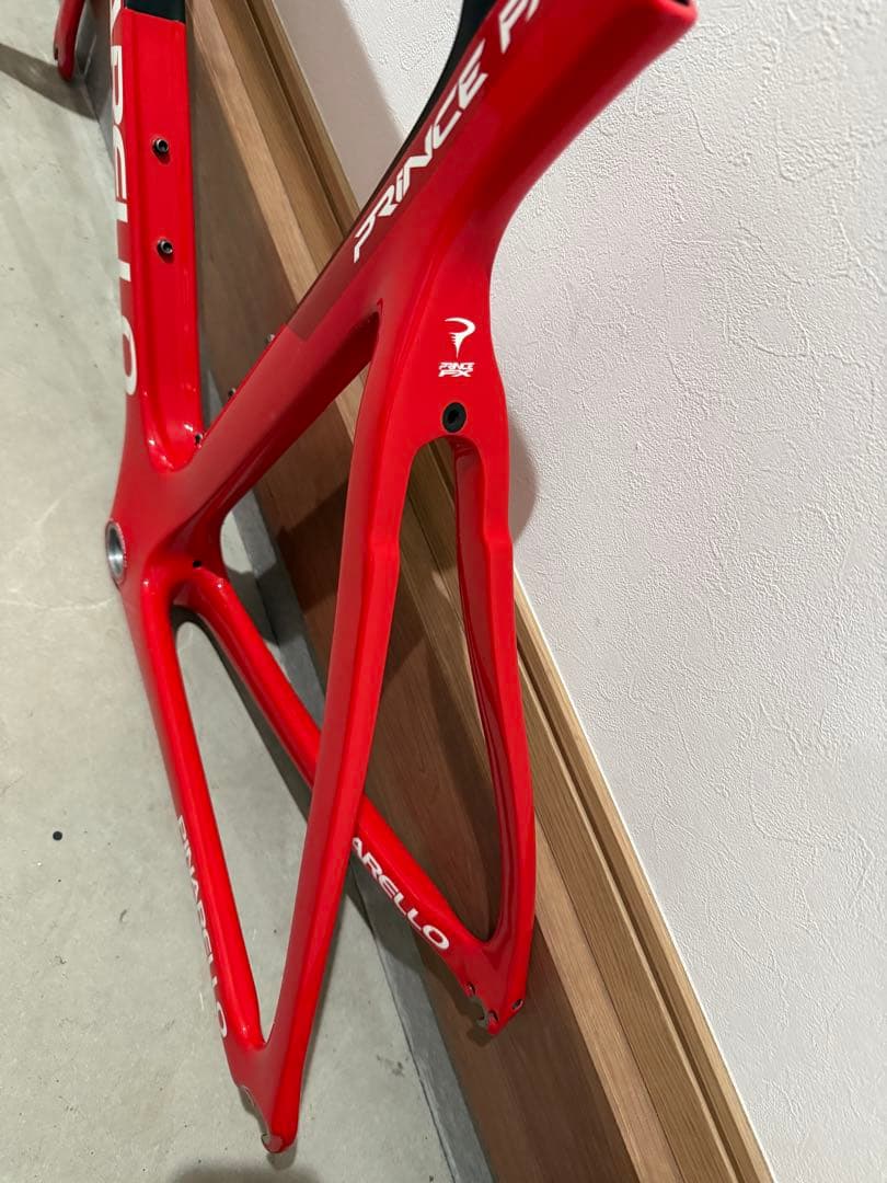 PINARELLO PRINCE FX 2020モデル　フレーム・フォーク