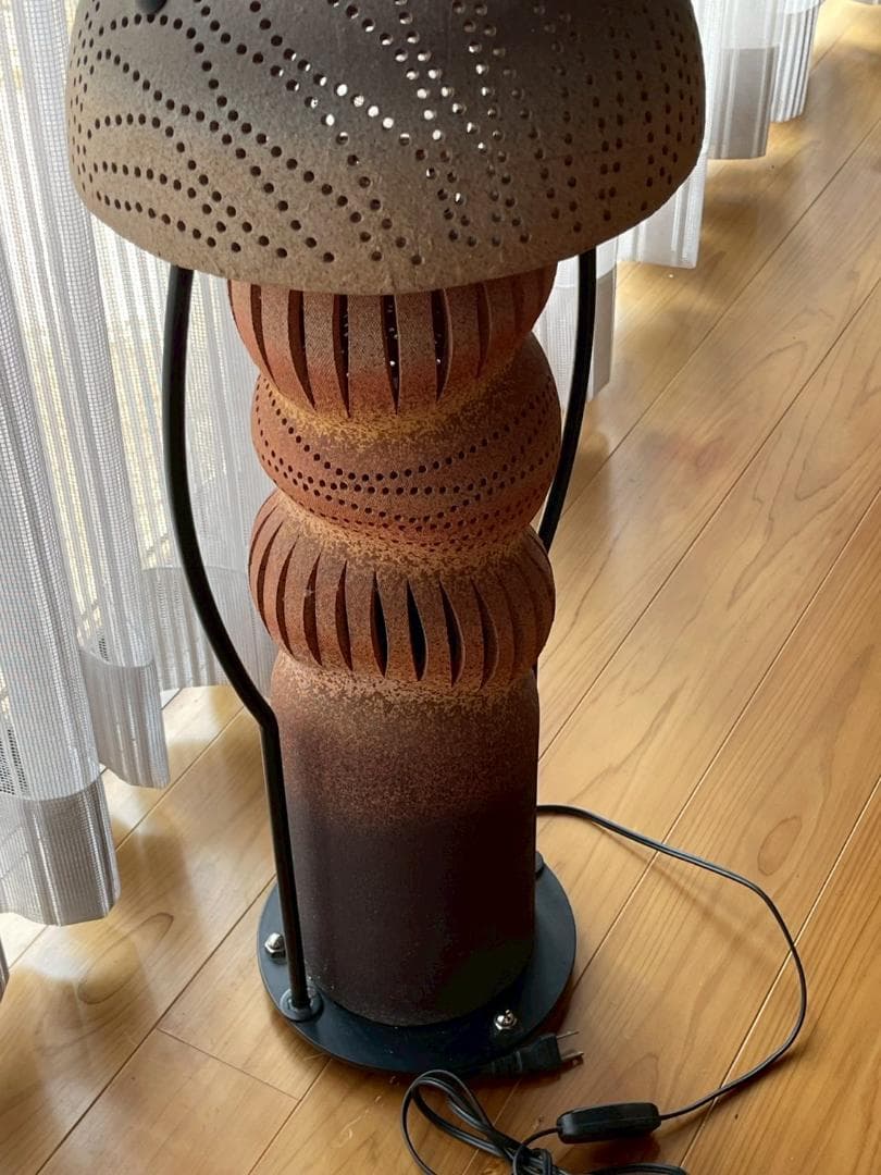 陶器モダンブラウンフロアスタンド
