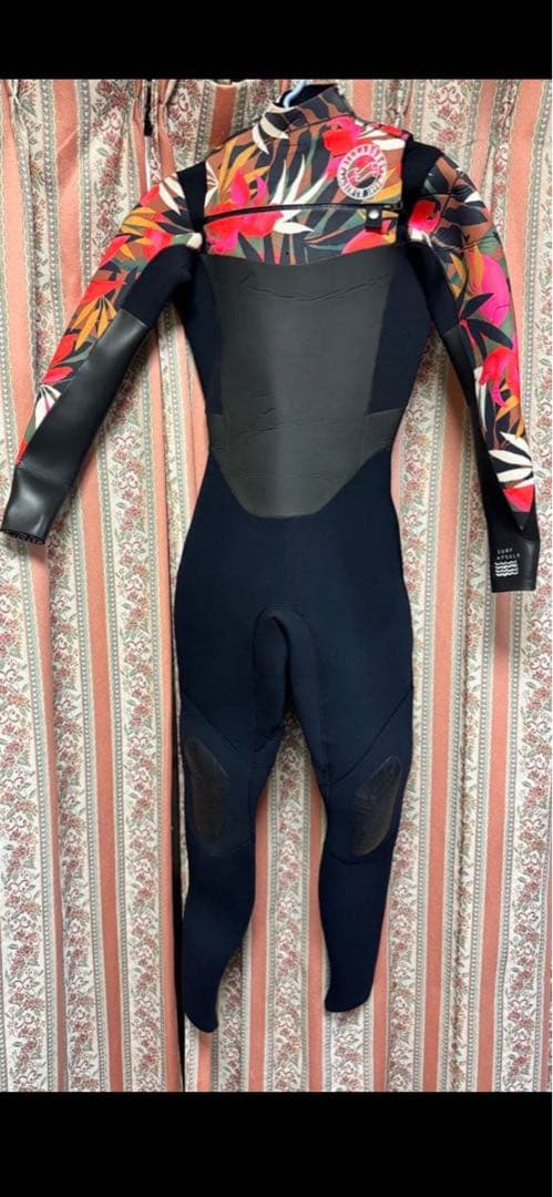 billabong ビラボン　ウエットスーツ　レディース