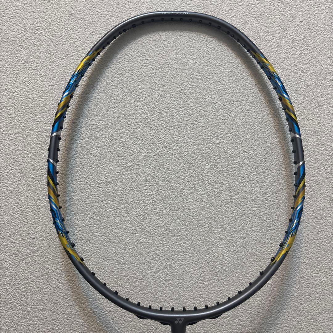ヨネックス バドミントンラケット アークセイバー3（ARCSABER 3）黒黄青