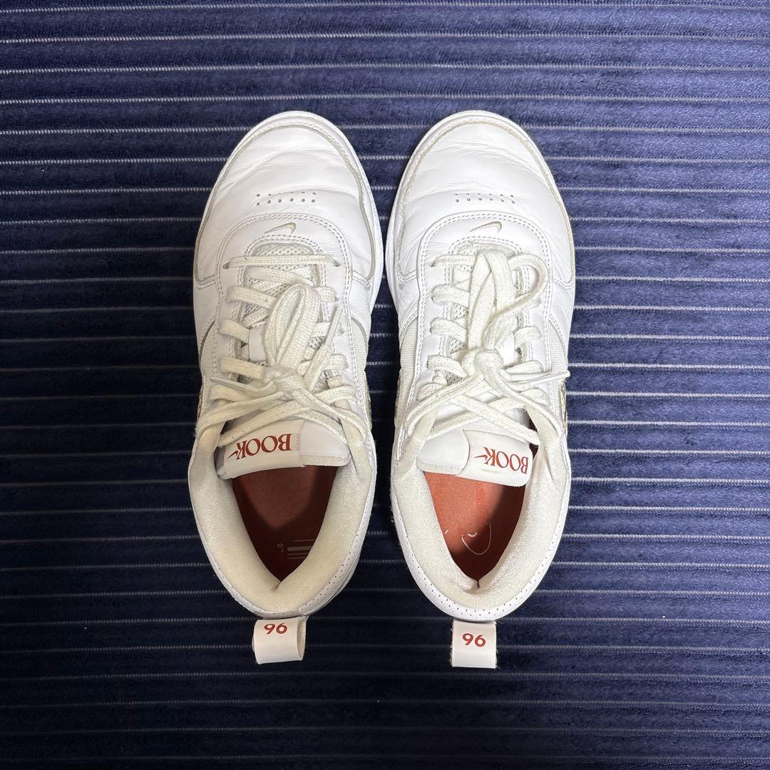 Nike book1 ブック1