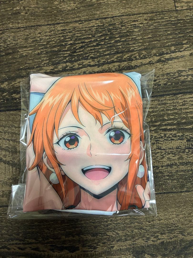 ワンピース　ナミ　両面抱き枕カバー　シク