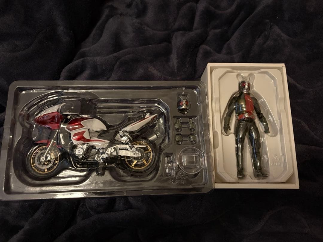 真骨彫　仮面ライダーTHE NEXT 2号　サイクロン2号セット