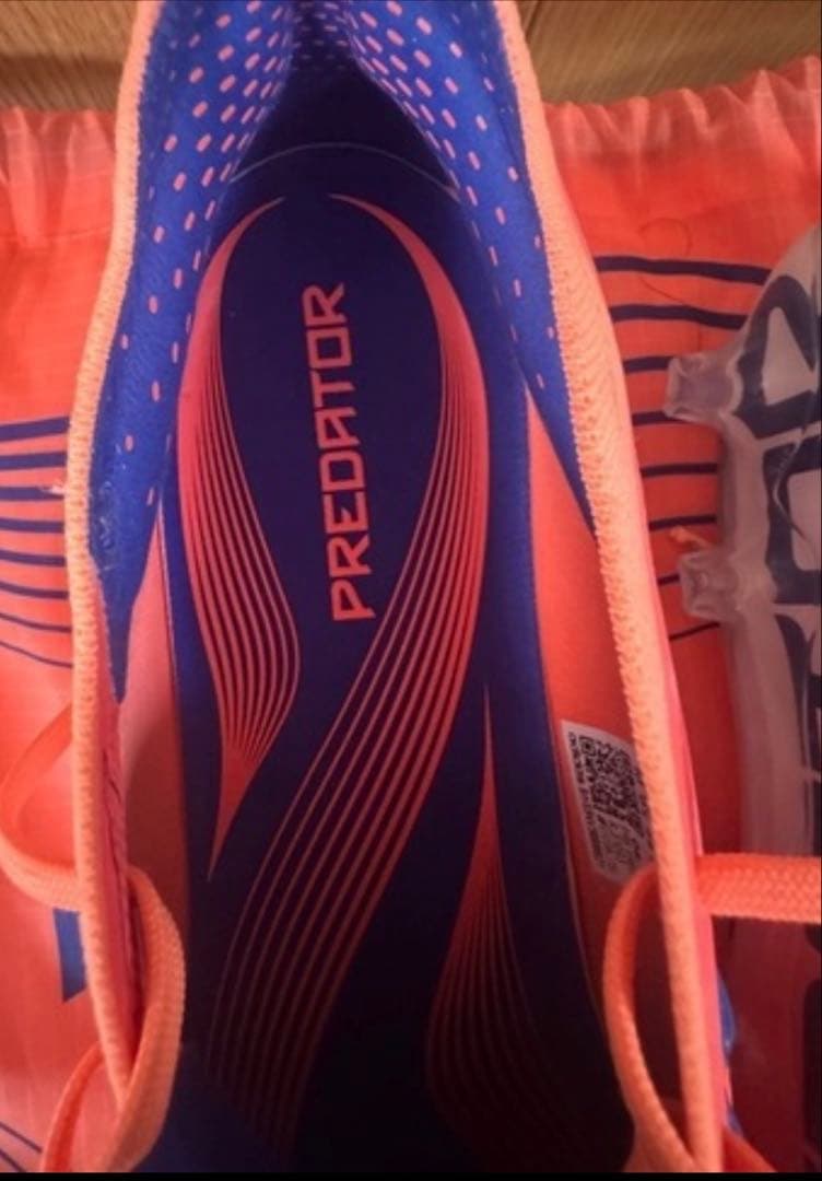 adidas Predator サッカーシューズ オレンジ