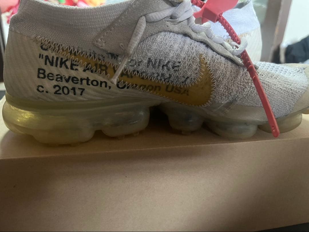 シューズ Nike Air Vapormax FK Off-White 10