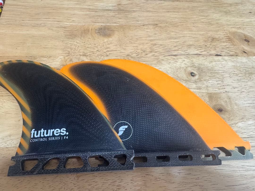 フューチャーフィン　futures fin トライフィン