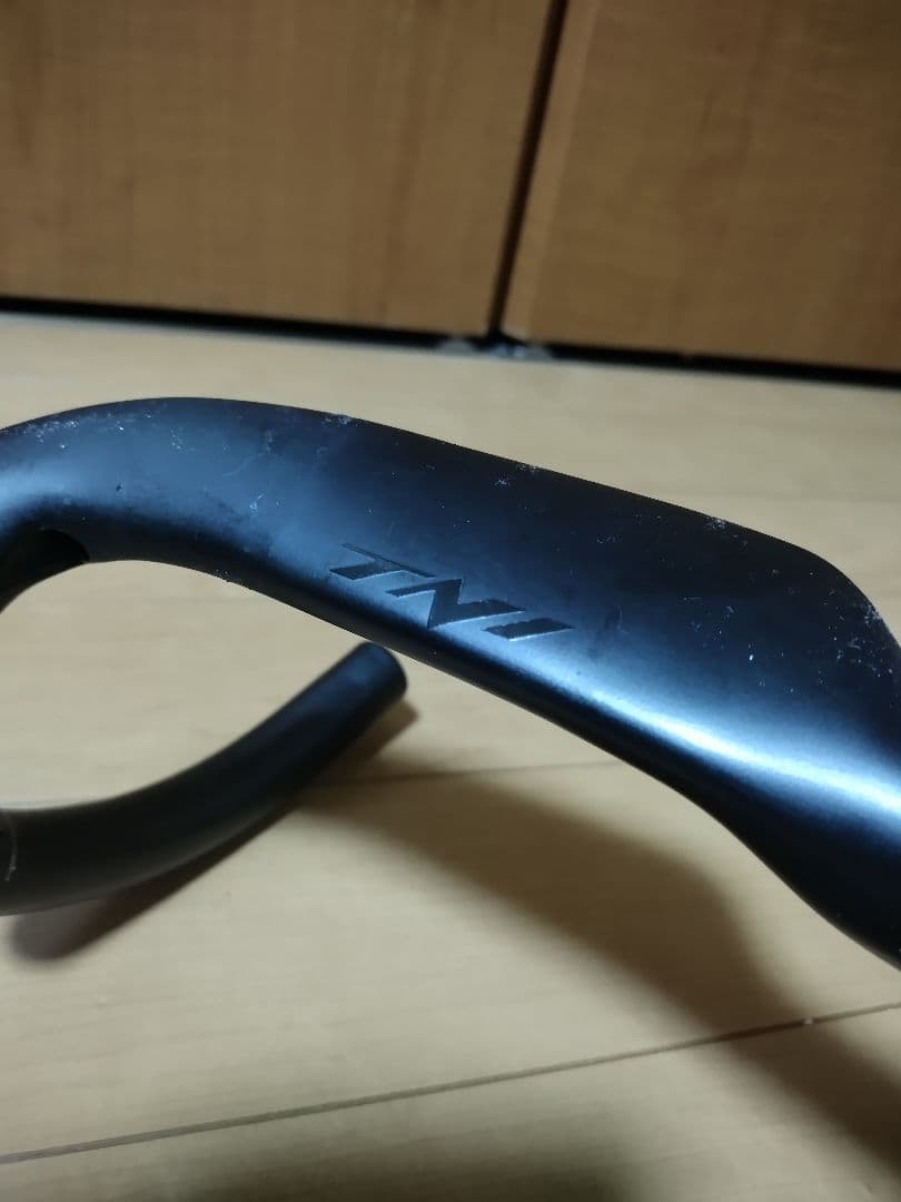 tni エアロファスト　360mm ドロップハンドル