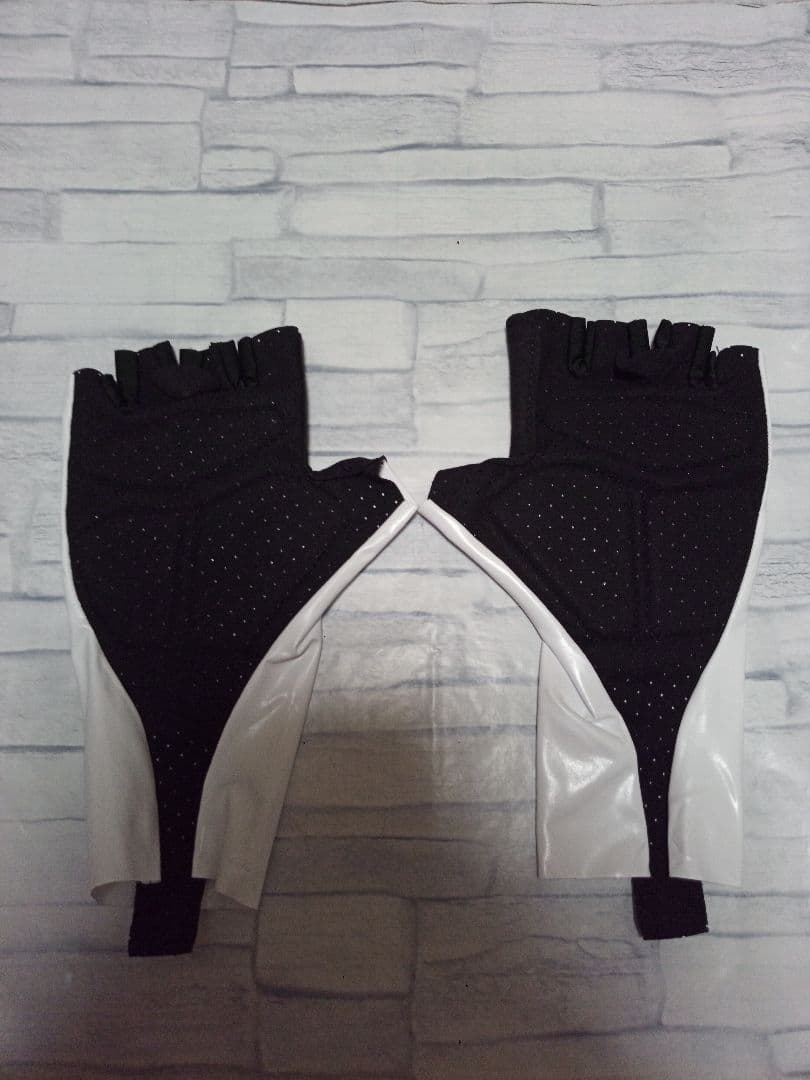 支給品　TTエアログローブ　XL白TREKトレックセガブレード　サイクルジャージ