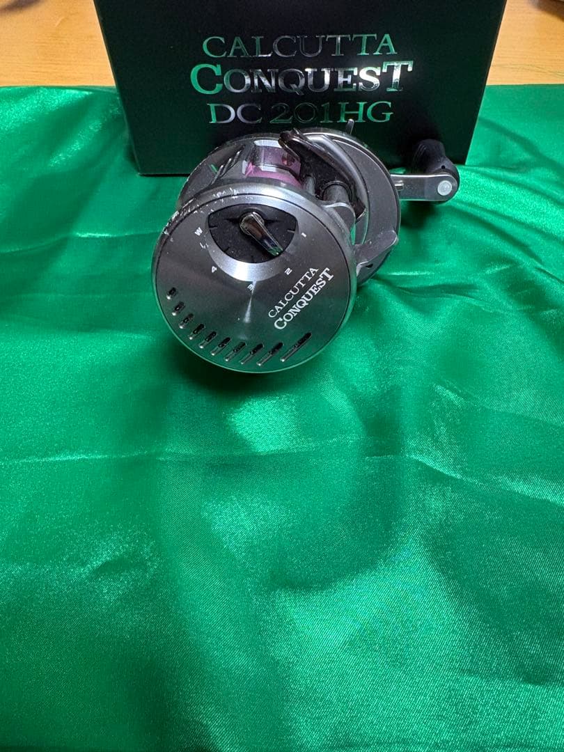 SHIMANO カルカッタコンクエストDC201HG