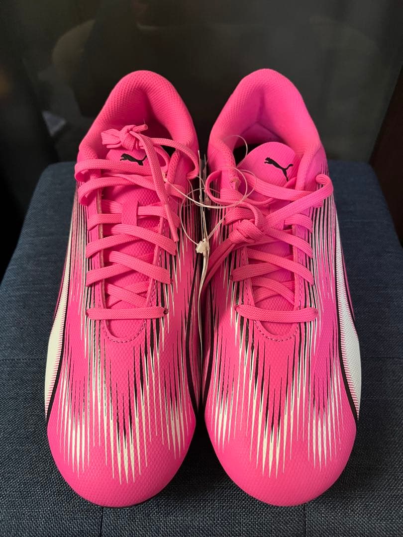 ☆新品☆ 未使用 PUMA サッカースパイク ウルトラ プレイ 24cm