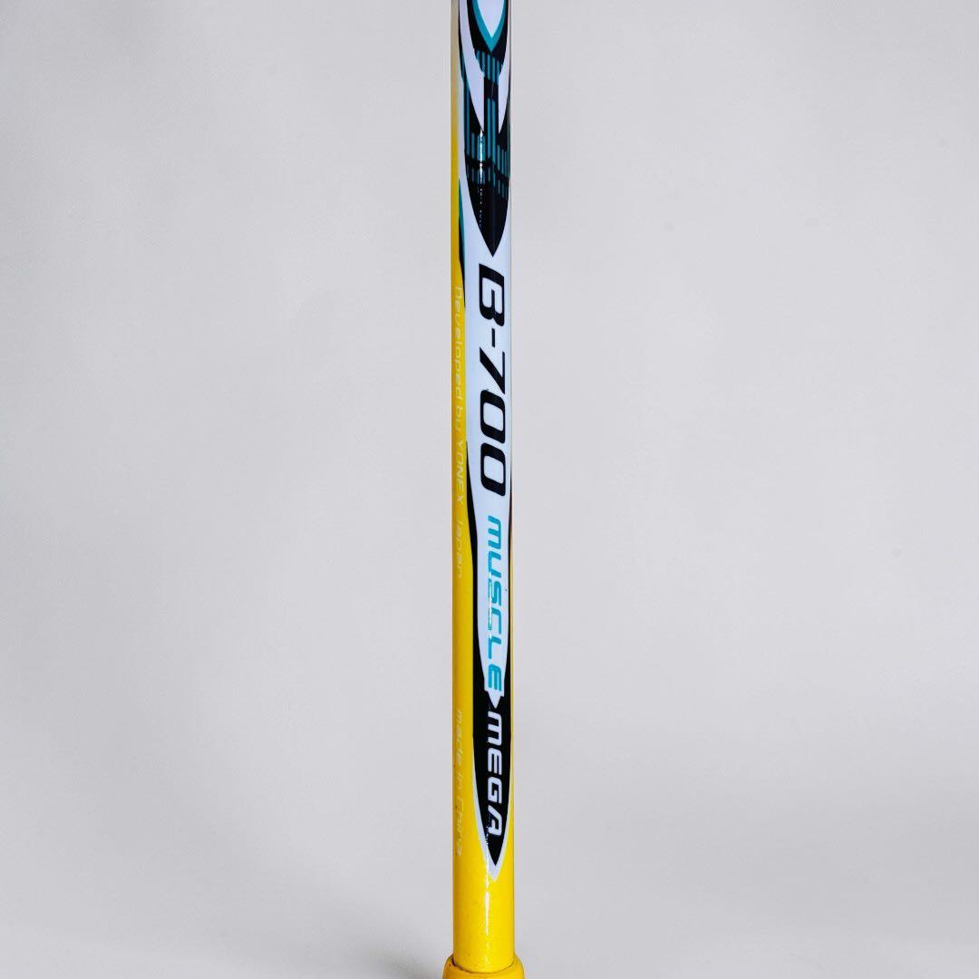 YONEX ヨネックス バトミントン MUSCLE MEGA B-700