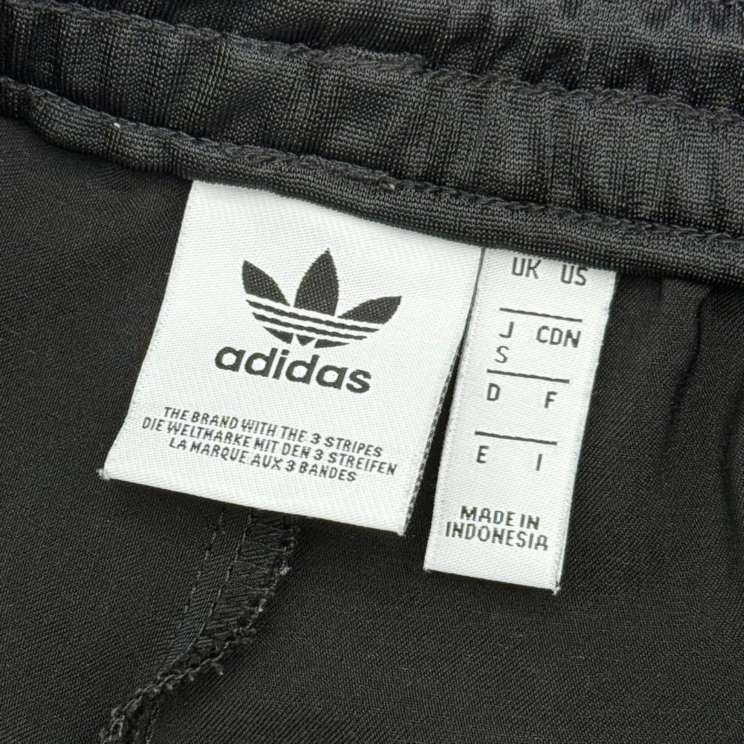 adidas アディダス サイドスナップ トラックパンツ ブラック×グリーンS