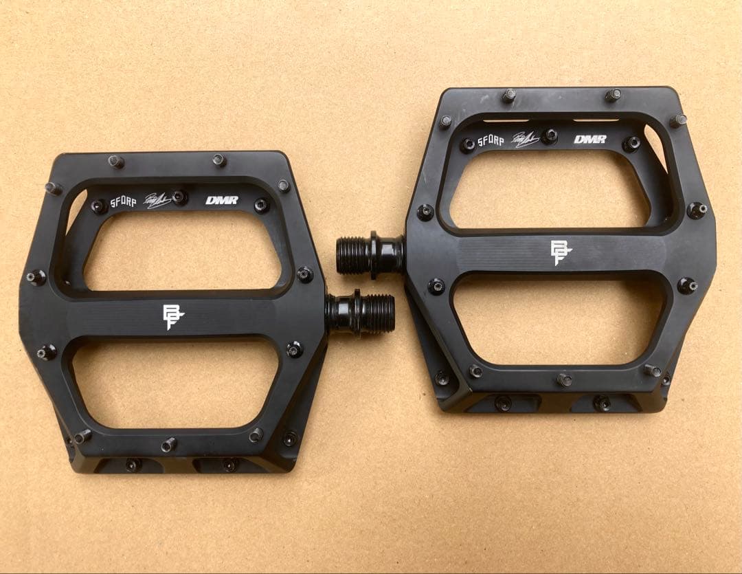 DMR Vault Brendog ディーエムアール ボルト ブレンドッグ