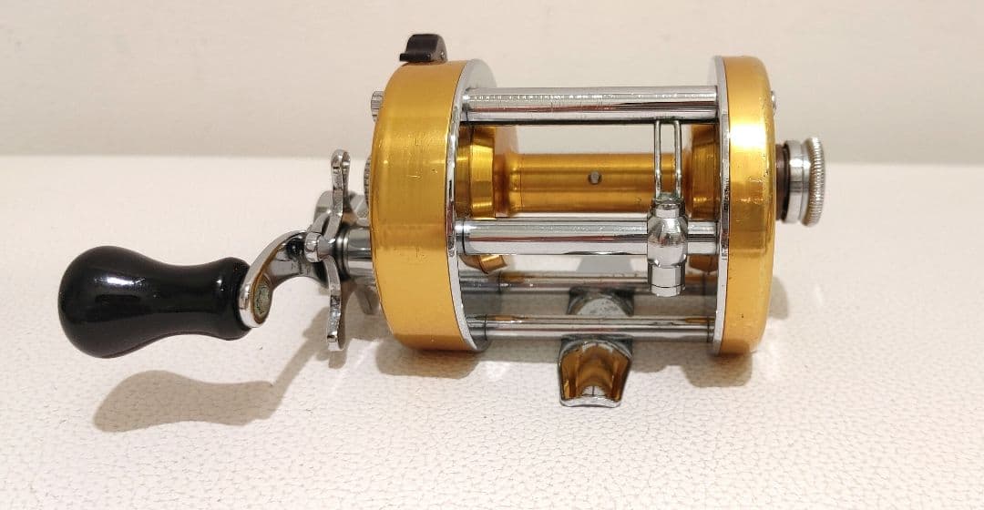 Penn 930 Levelmatic ベイトリール
