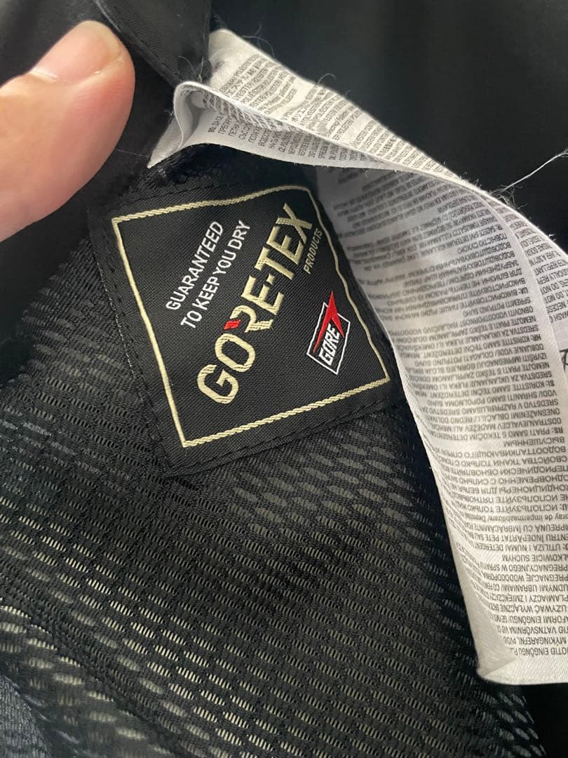 VOLCOM GORE-TEX スノーボードパンツ ブラック