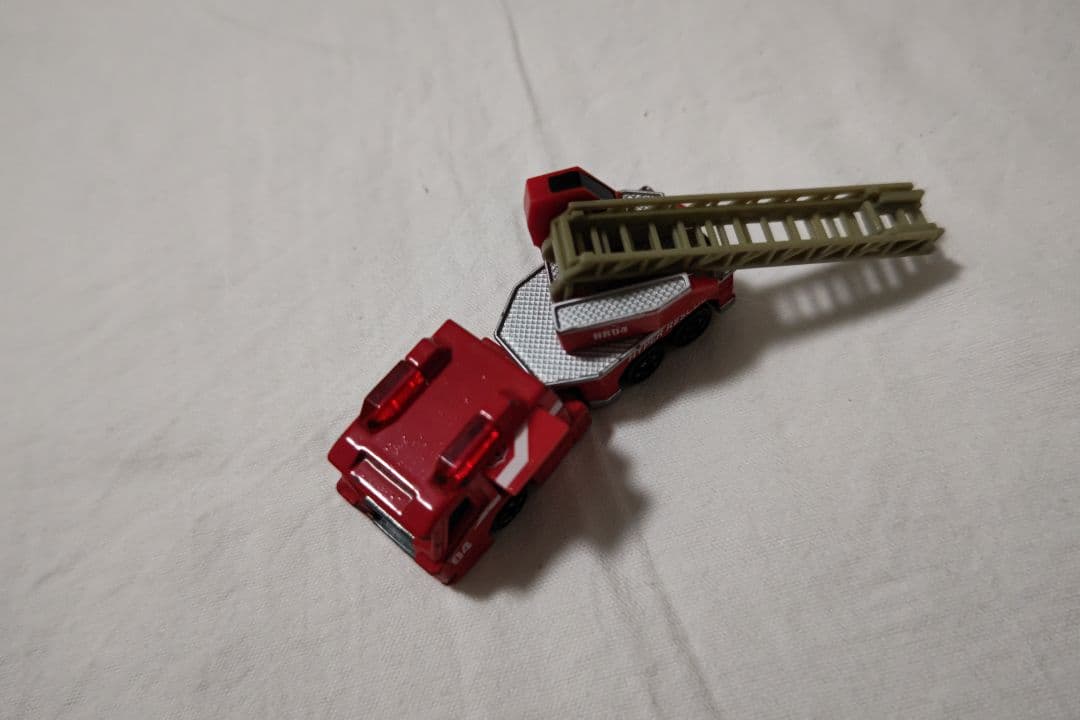 トミカ 消防車