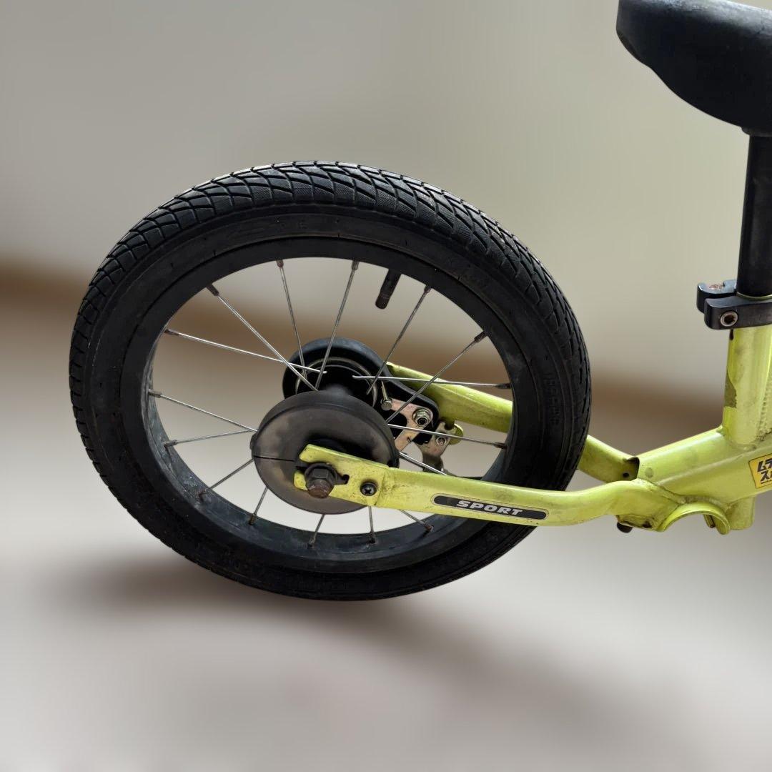 ストライダー　ライムイエロー　14インチ