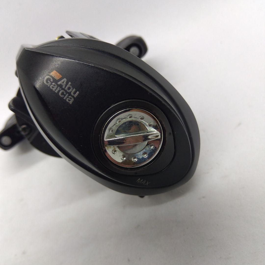 アブガルシア レボMGX-SHS 右ハンドル ベイトリール 中古品