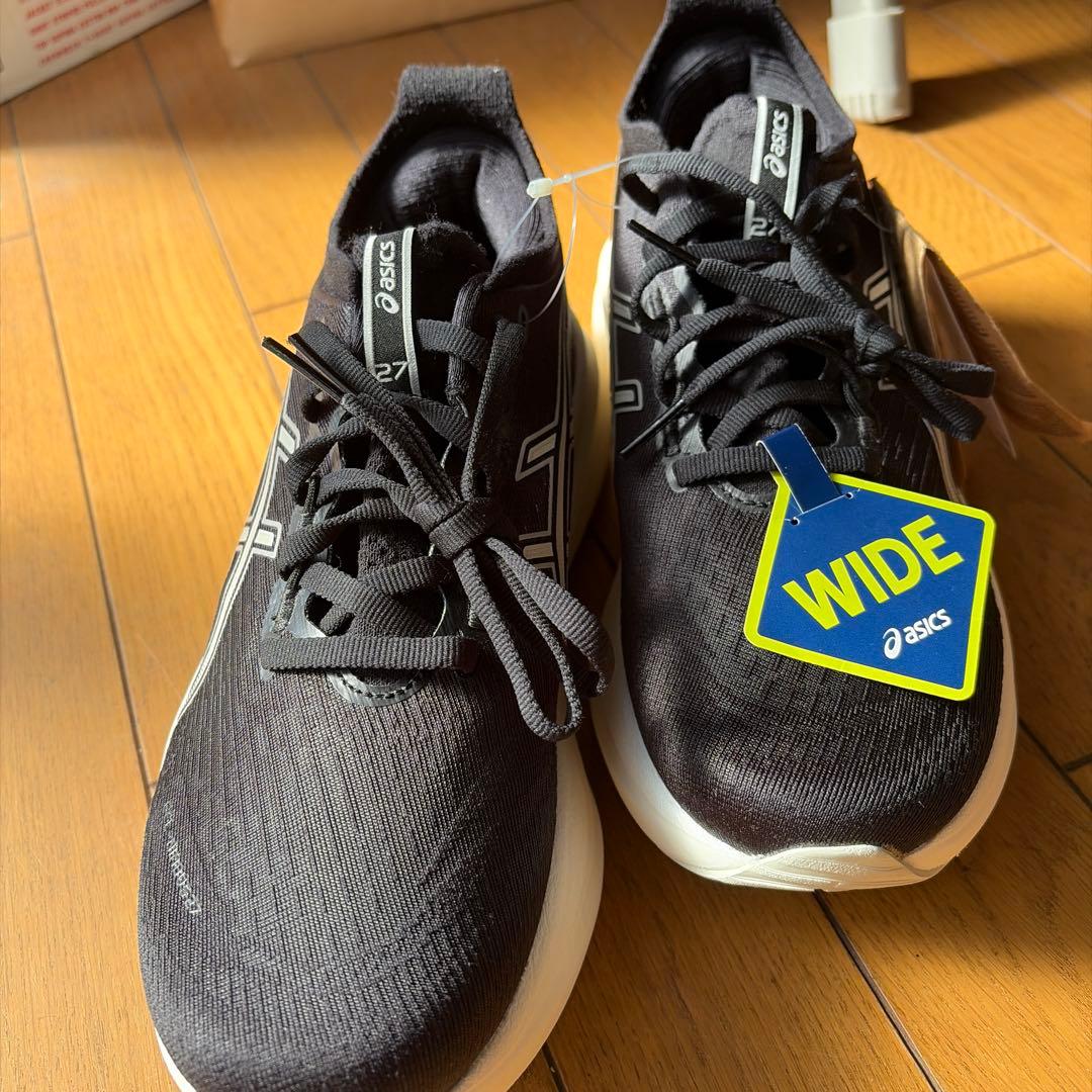 新品未使用品　　asics 　GEL-NIMBUS27 　サイズ25,0cm