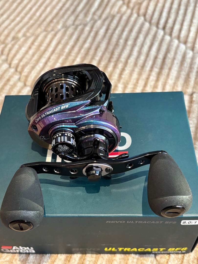 未使用 アブガルシア REVO ULTRACAST BF8 ベイト 右巻き