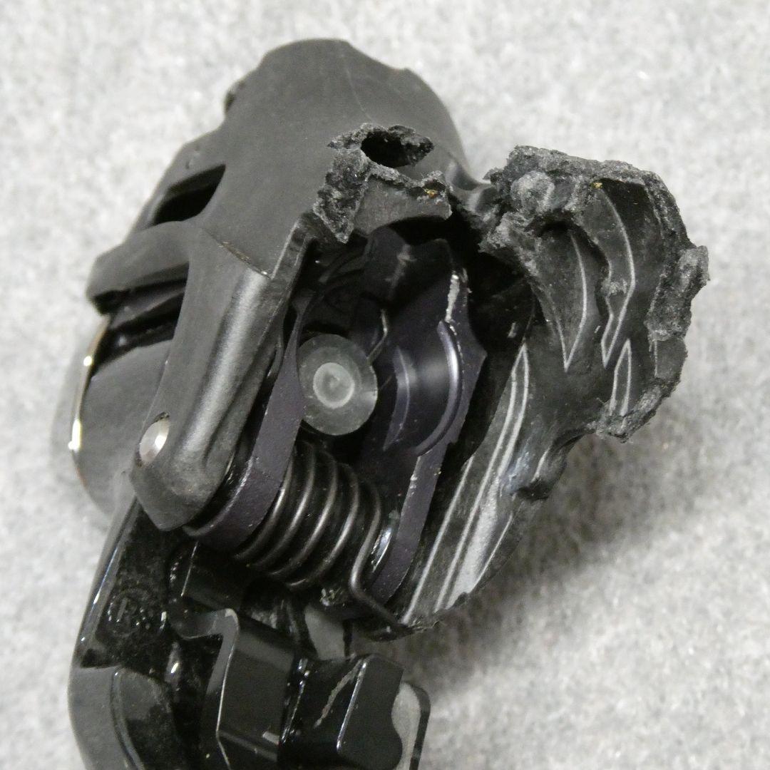 ジャンク品　SHIMANO ST-R8000　ULTEGRA 11速　右レバー