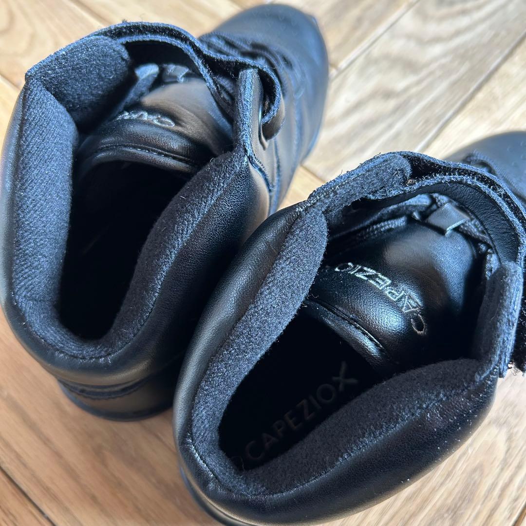 美品 CAPEZIO カペジオ ダンススニーカー DANSNEAKER 黒 靴