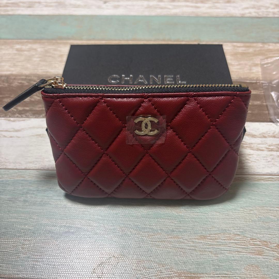 CHANEL ケース ノベルティ