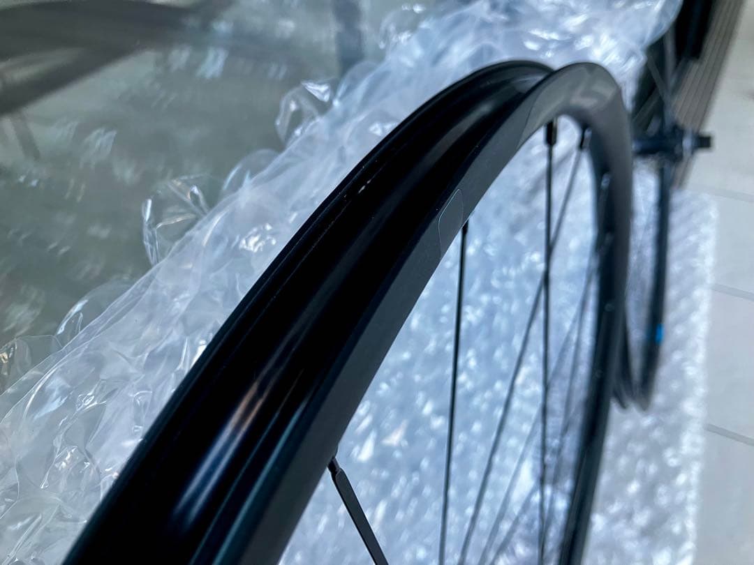 Shimano WH-RS370 チューブレス ディスクブレーキ ホイールセット