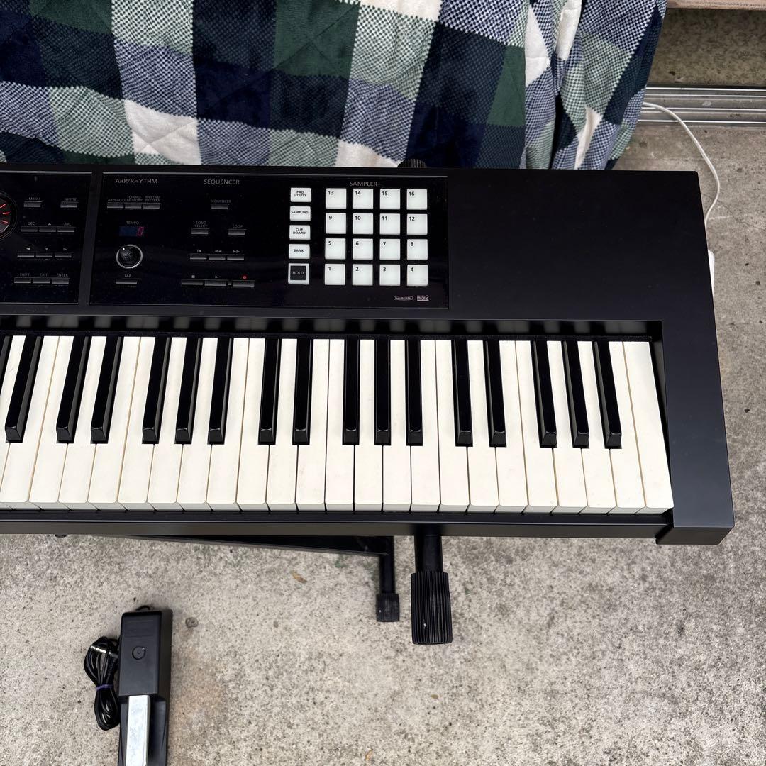 Roland FA08 シンセサイザー　キーボード　88鍵　音楽製作　鍵盤楽器