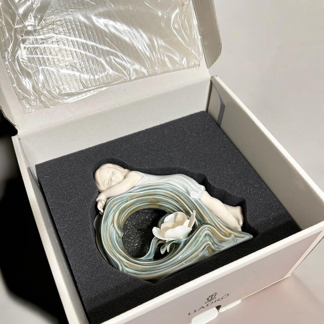 LLADRO リヤドロ　CHILDHOOD DREAM 08129 夢ごこち