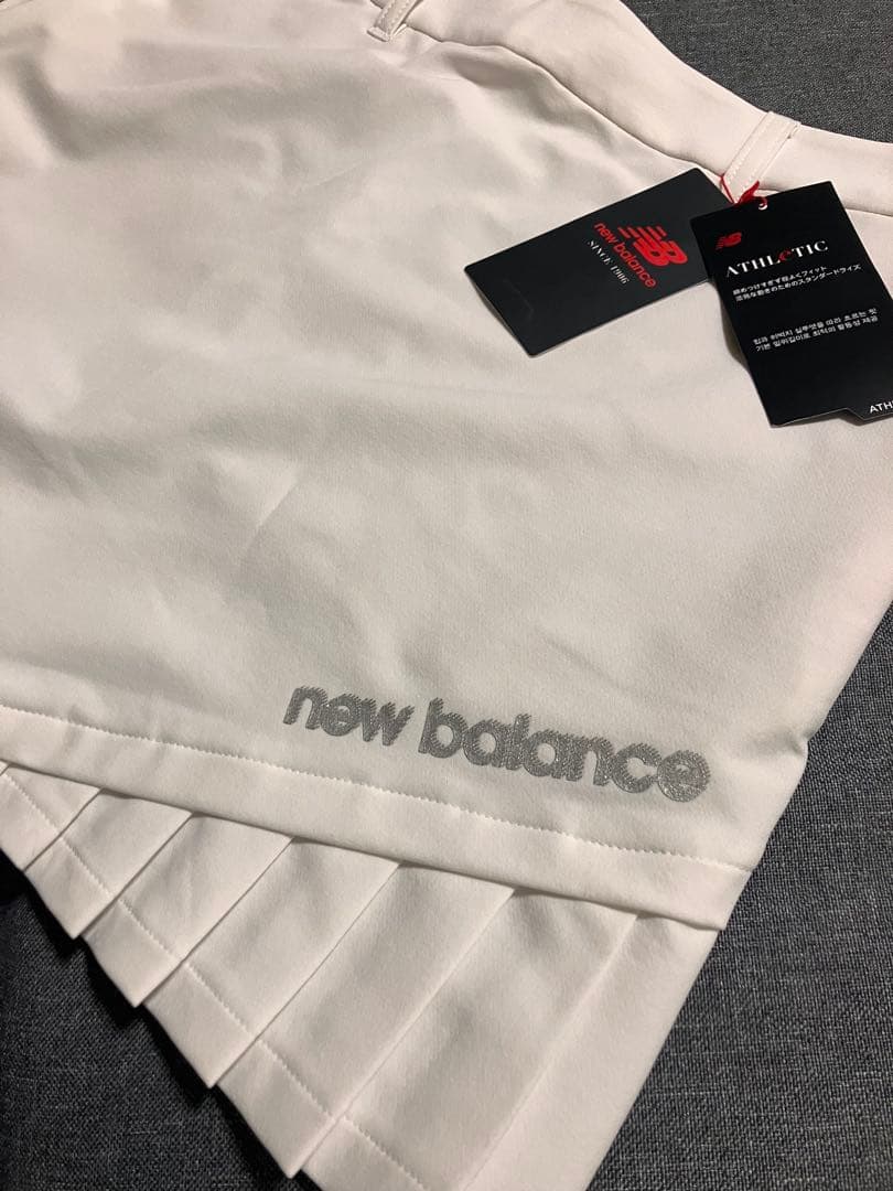 ニューバランスゴルフ　レディーススカート新品プリーツnewbalancegolf