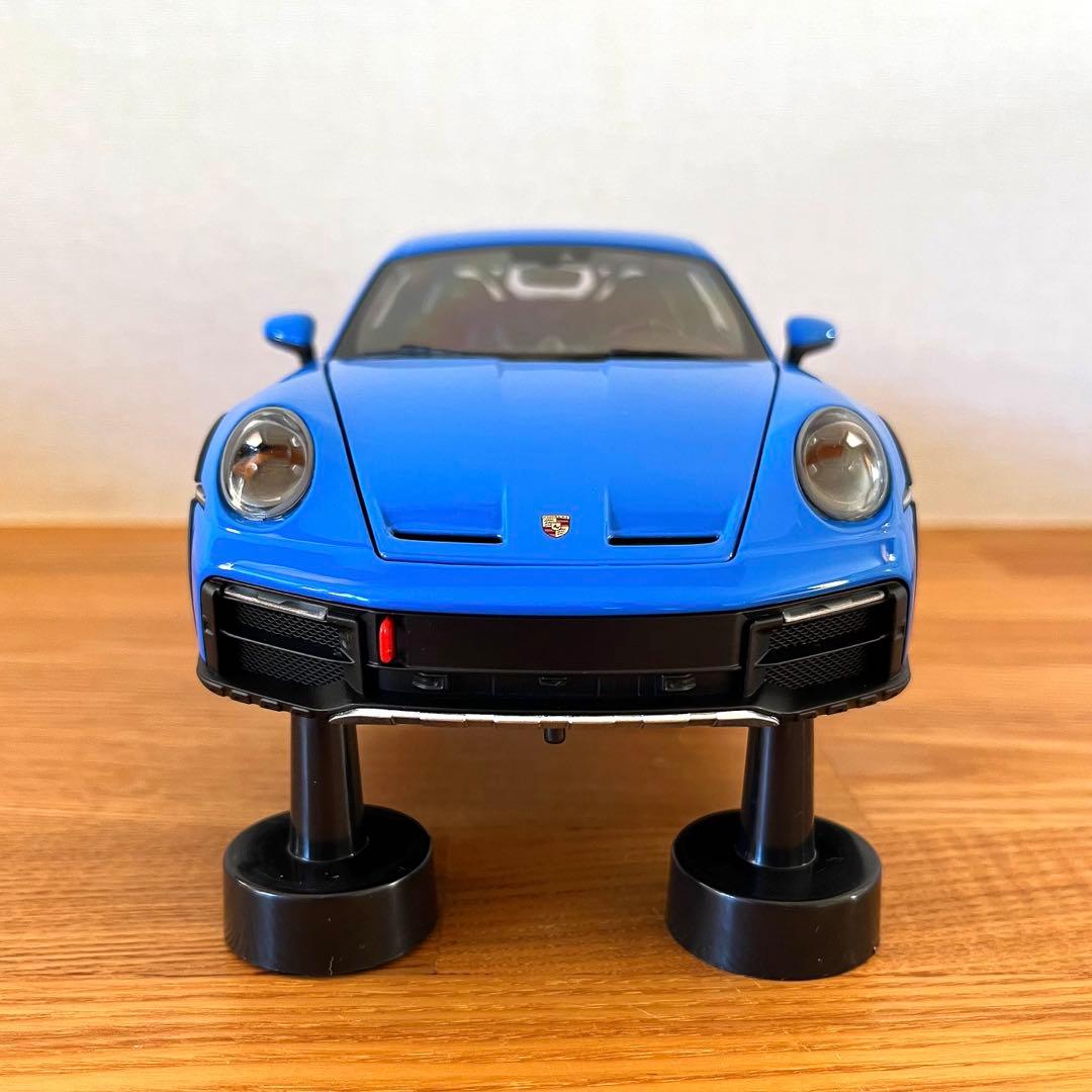 【美品 完売】1/18 ミニチャンプス ポルシェ 911 ダカール 2022
