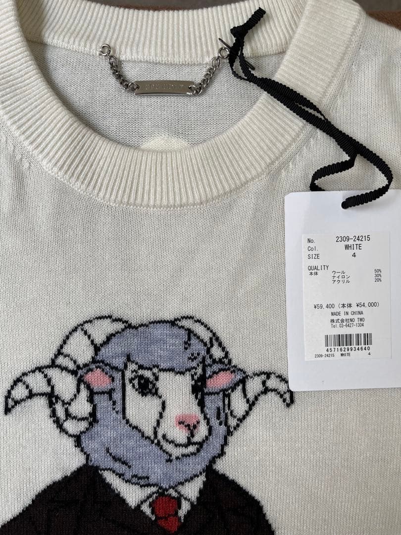 ホワイトセーター サイズ4 定価59400円　お値下げ対応
