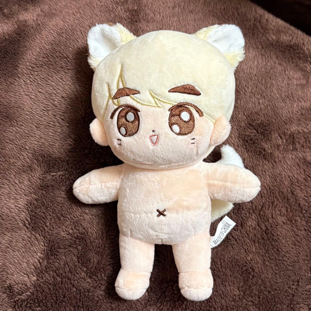 BTS ジン JIN ぬいぐるみ マスター 20cm 狐 キツネ