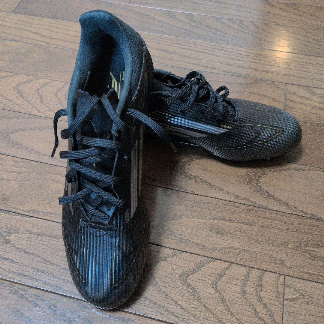 adidas ブラック サッカーシューズ　F50