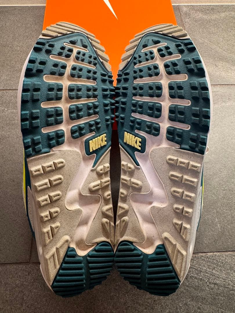 【正規品】Nike Air MAX ゴルフシューズ　HV9305-104