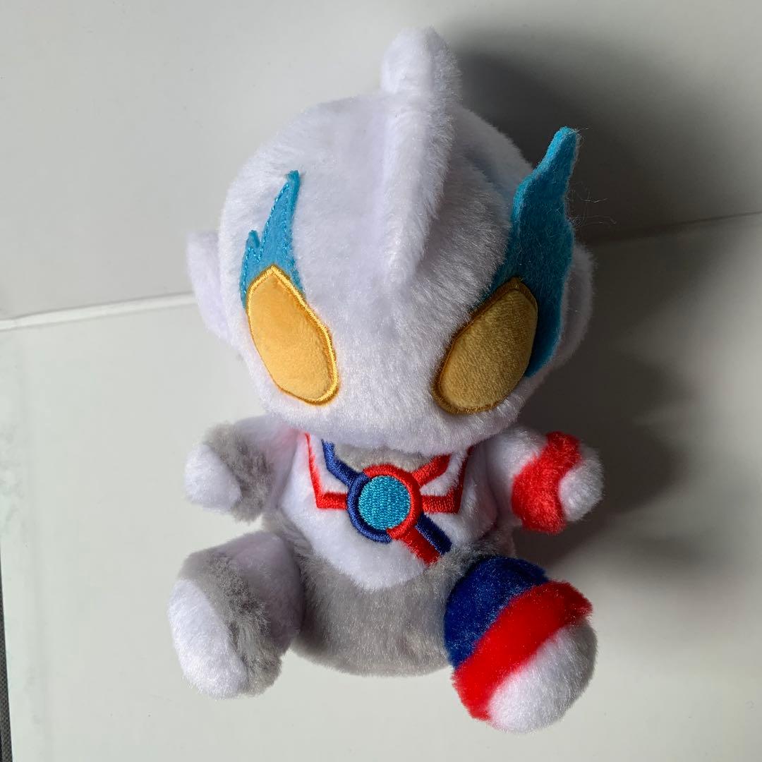 【タグ無し】ウルトラマンブレーザー ふわふわお座りぬいぐるみ