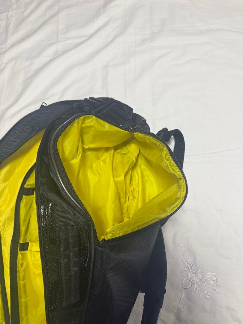 ⭐️【極美品】YONEX　バドミントン　テニス　ラケットバッグ　BAG1312R