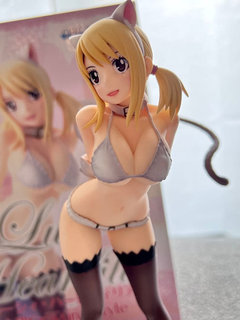 FAIRY TAIL エルザ・スカーレット & ルーシィ・ハートフィリア 白猫