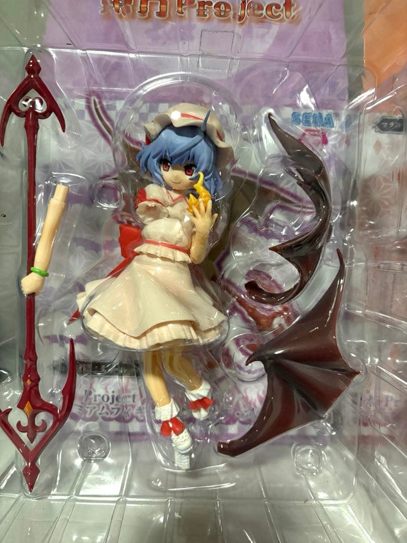 東方project プレミアムフィギュア　フランドール　レミリア　スカーレット