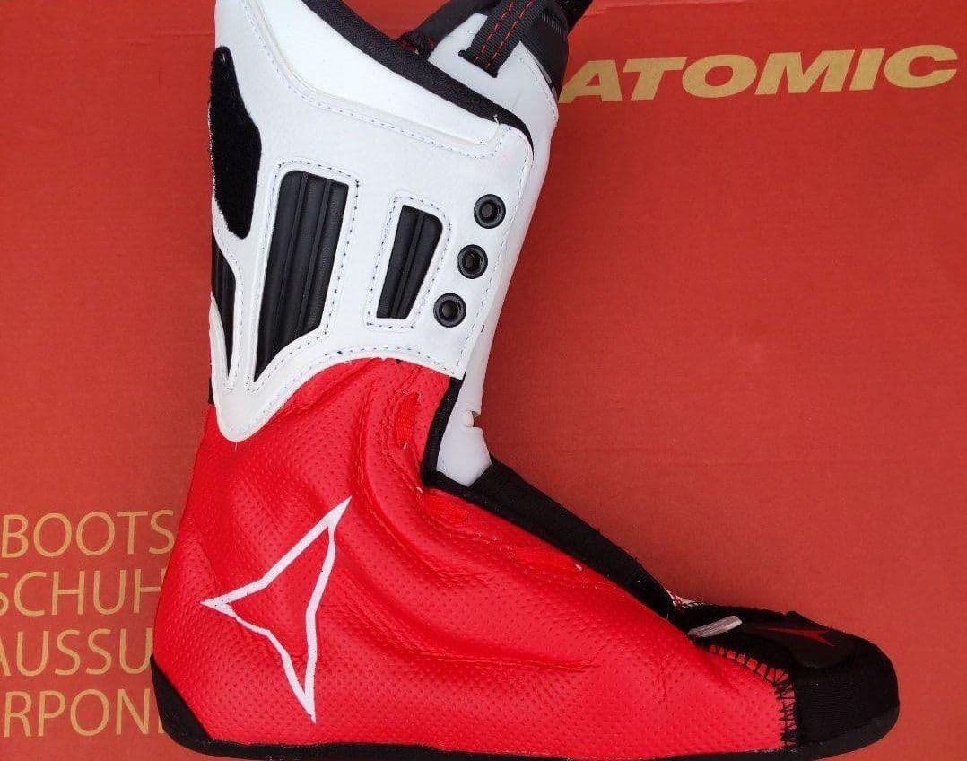 新品タグ付き 未使用保管品 Atomic Red Ster 130