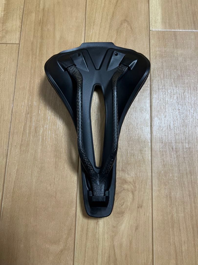 新品 カーボン 3D プリント サドル 軽量 169g