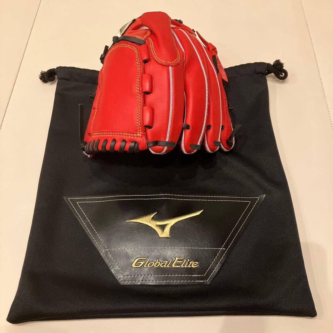 【超美品】 軟式投手用グローブ レッド（ミズノ　グローバルエリート）　袋付き！！