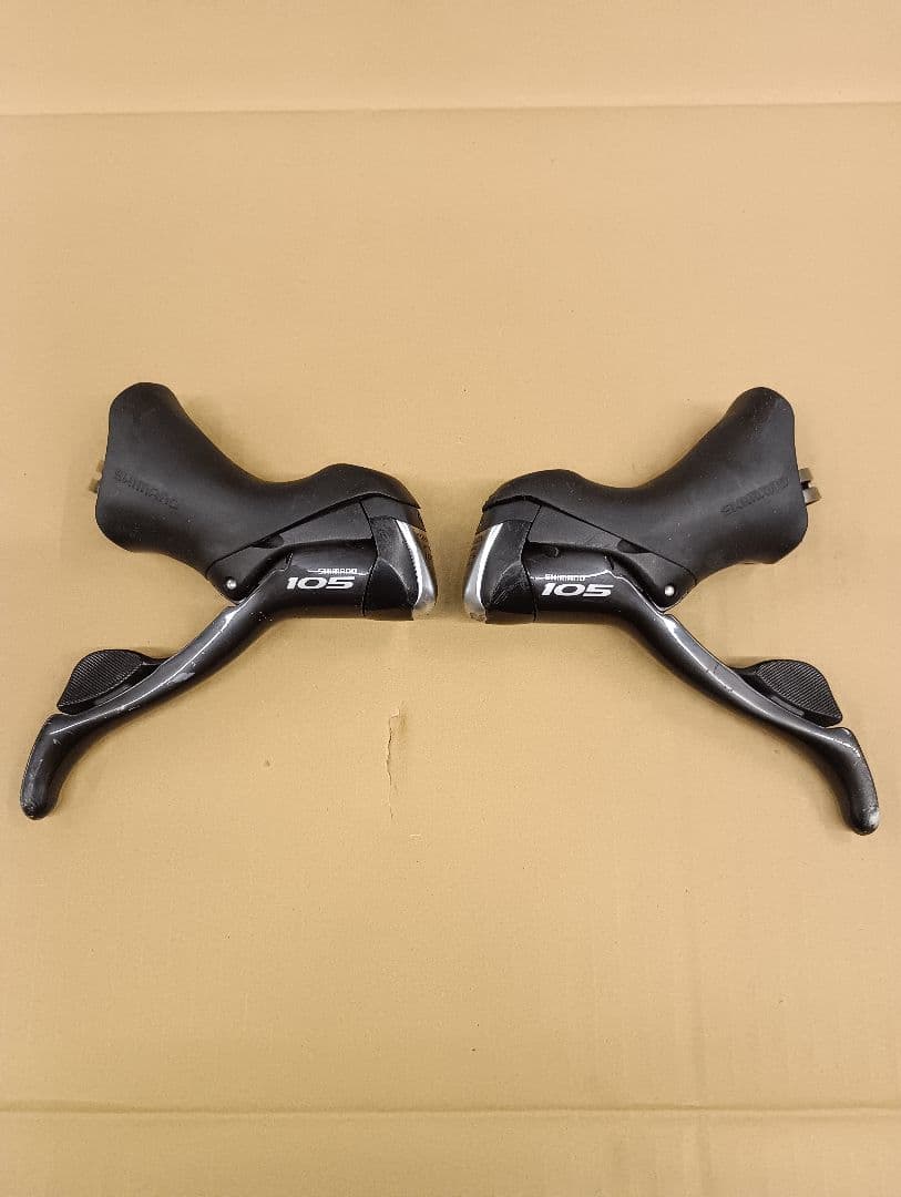 Shimano 105 ST-5600デュアルコントロールレバー2×10