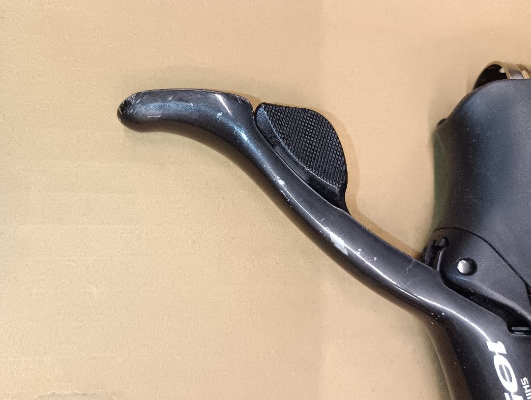 Shimano 105 ST-5600デュアルコントロールレバー2×10