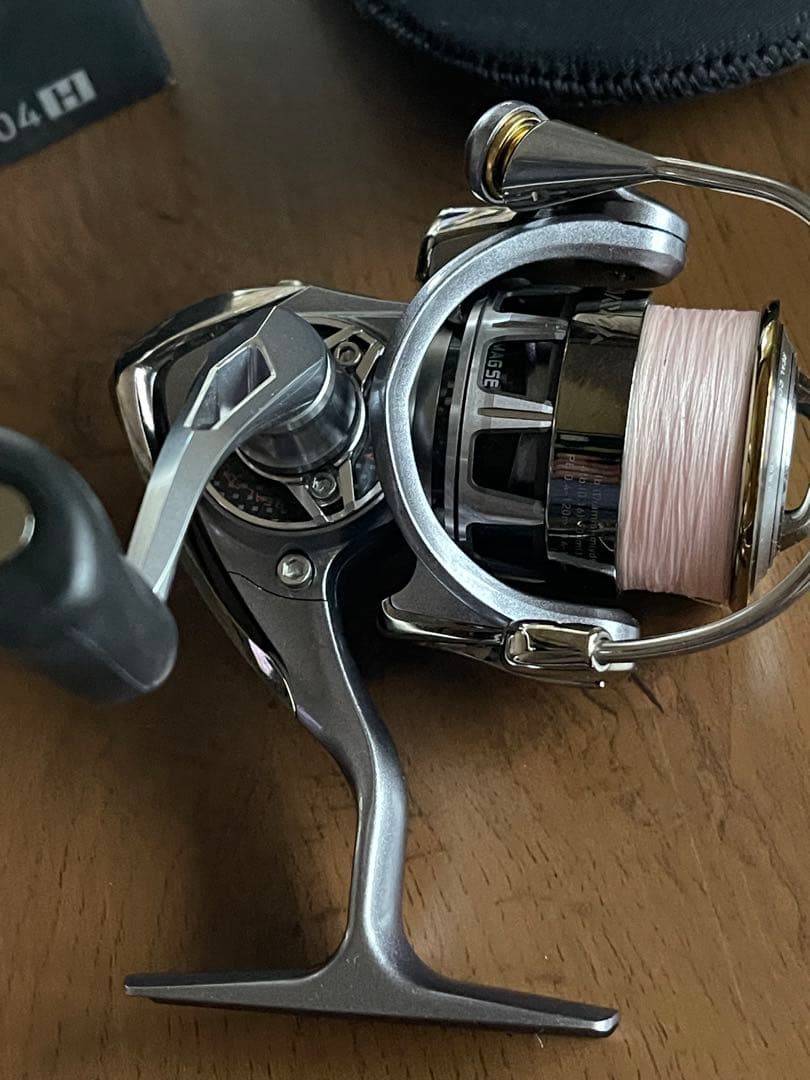 [美品]DAIWA EXIST 2004H スピニングリール